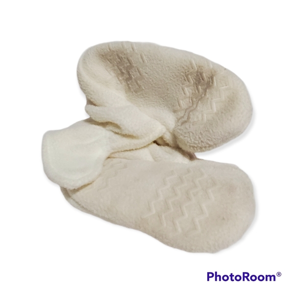 Unicorn House Slippers Girls Toddlers Velcro Strap and Closure - Picture 4 of 8